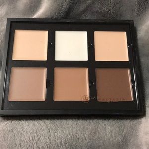 Anastasia contour kit-FAIR